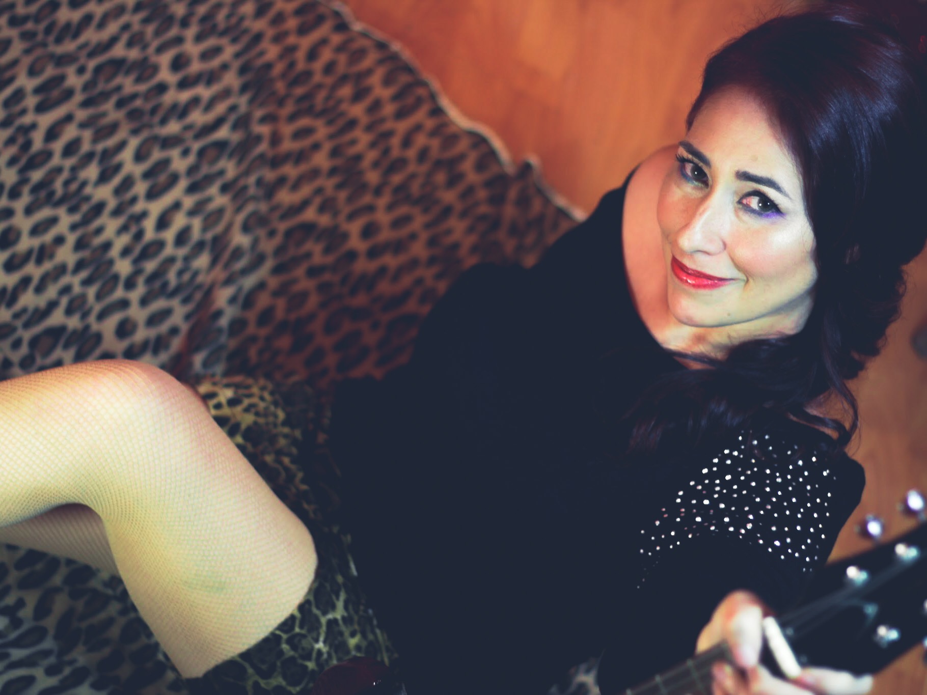 Jenny Bombo lanza nuevo sencillo