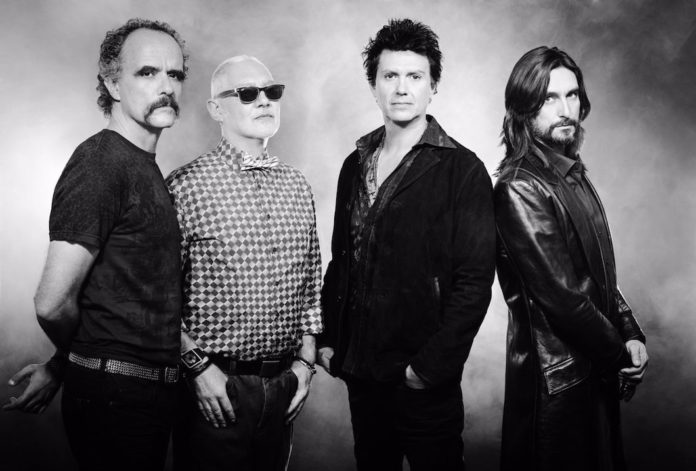 Veinticinco años tuvieron que pasar para escuchar una nueva canción de Caifanes