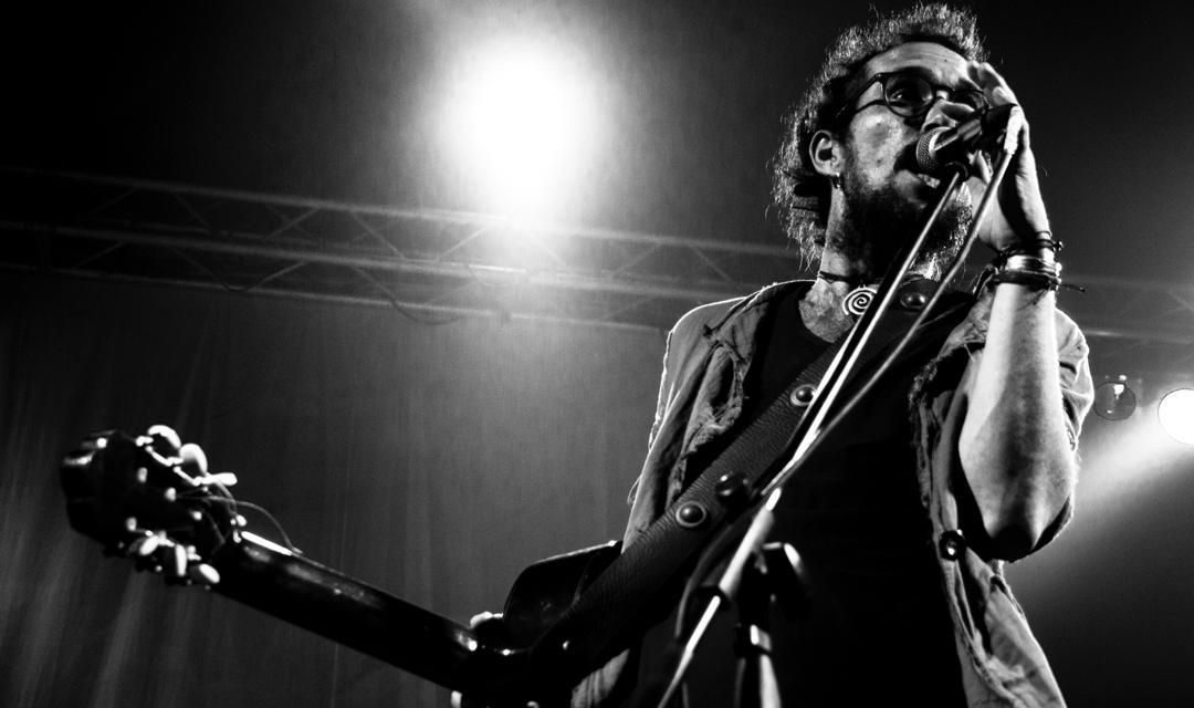 Kamankola presenta Afuera, música y poesía en colaboración con David Blanco