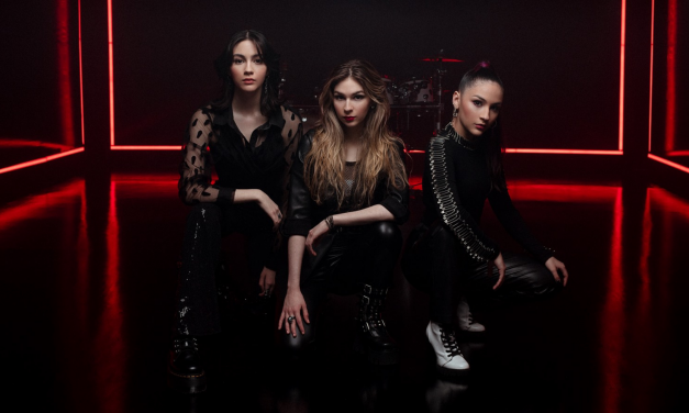 The Warning presenta su nuevo sencillo «Choke»